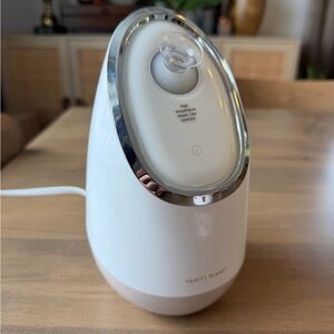 NWT Vanity Planet Facial Steamer